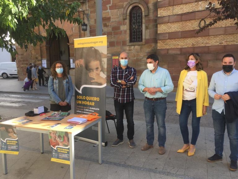 Marmolejo acoge una jornada informativa sobre acogimiento familiar
