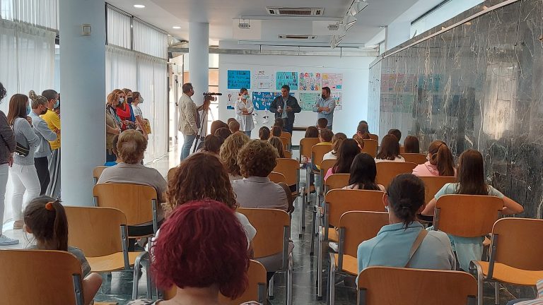 Nueve clases del CEPr San Julián participan en el concurso de carteles con motivo del Día de las Bibliotecas