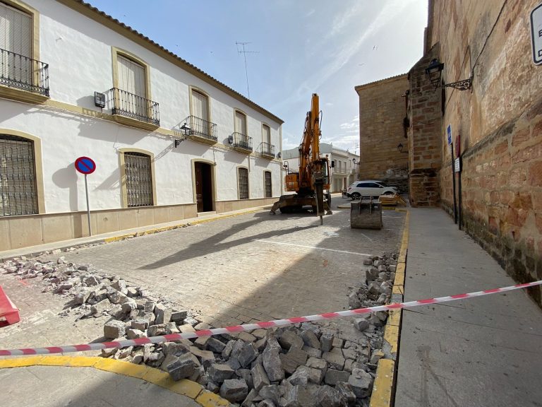 Comienzan las obras de reforma integral en la calle Iglesia