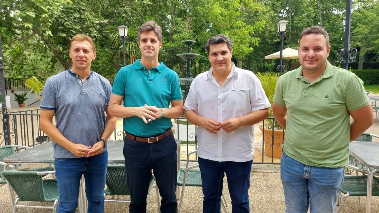 El Alcalde de Marmolejo se reúne con el diputado de Empleo y Empresa