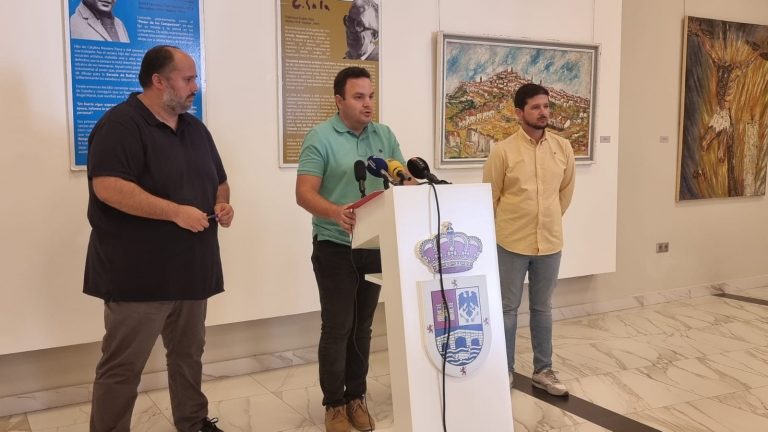 La Casa de la Cultura de Andújar acoge la exposición Yo, Jofra. Yo, Paco