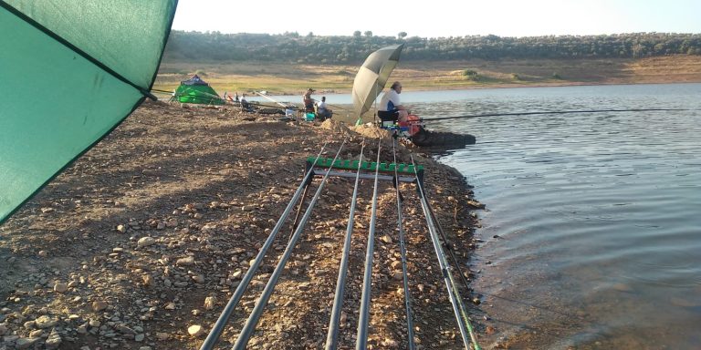 El embalse del Yeguas acoge los concursos de pesca en la modalidad Carpfishing y de agua dulce