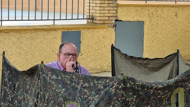 El paseo de la Libertad acoge el tradicional concurso de chifla