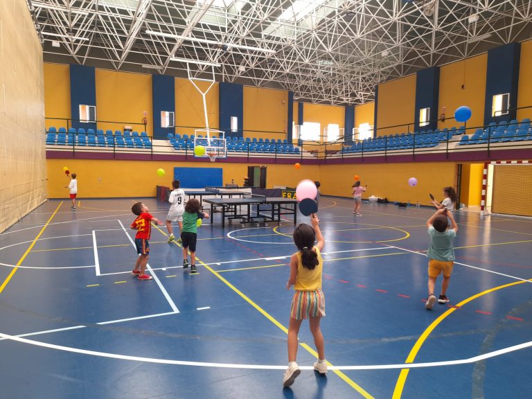 Comienzan las clases de la Escuela de tenis de mesa