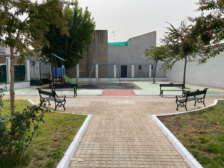 Finalizan las mejoras del parque del Barrio del Huevo