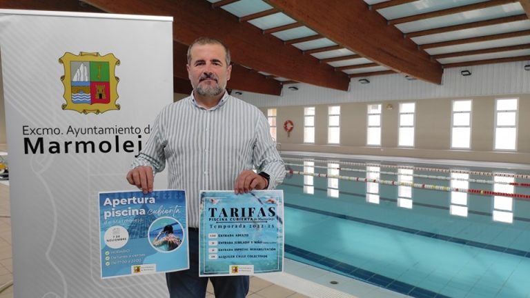 Presentada la nueva temporada deportiva en la piscina municipal cubierta de Marmolejo