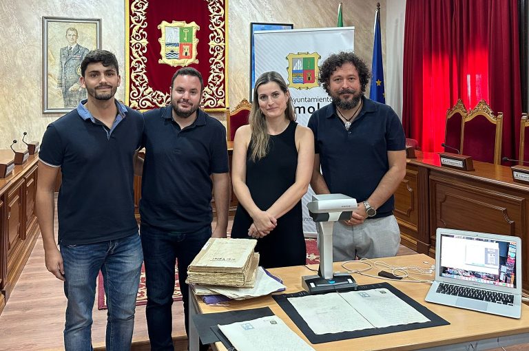 Comienzan los trabajos de digitalización de las actas capitulares del Ayuntamiento