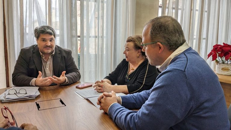 El Alcalde se reúne con la vicepresidenta segunda y diputada de Economía y Hacienda