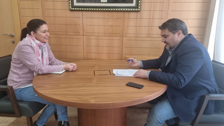 El Alcalde se reúne con la directora de secretariado de Desarrollo Territorial de la UJA