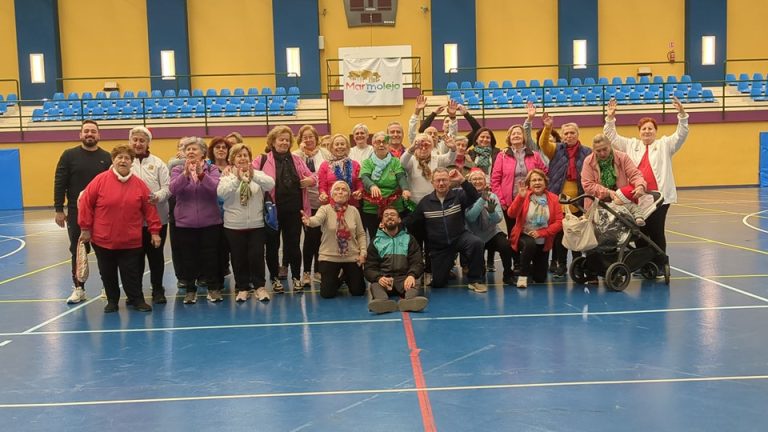 El pabellón polideportivo acoge la tradicional ghinkana de Navidad