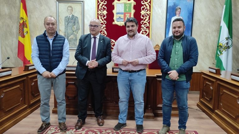 El Alcalde recibe la visita del subdelegado del Gobierno en Jaén
