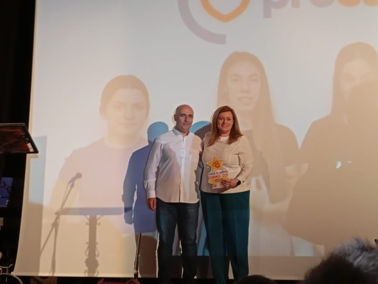 El Ayuntamiento de Marmolejo recibe el Premio Dinamia Salud por su iniciativa Procare