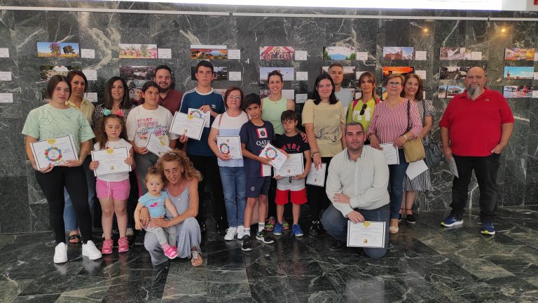La Casa de la Cultura acoge el acto de entrega de premios del IV Concurso Fotográfico 12 meses, 12 portadas