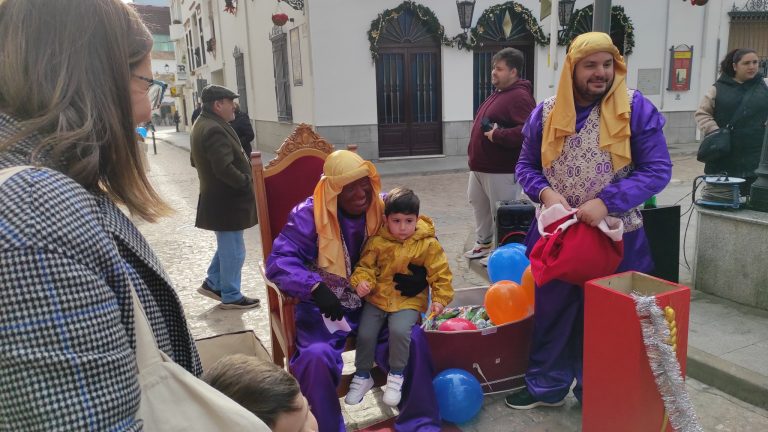 Marmolejo recibe la visita del Heraldo Real para recoger las cartas de los Reyes Magos