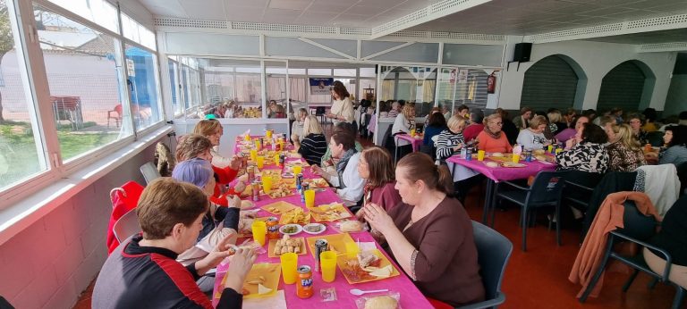 Celebrada la tradicional convivencia de mujeres en Marmolejo