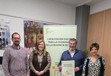 Reunión de trabajo para impulsar la capacitación digital en Marmolejo