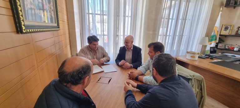 Reunión de trabajo para seguir mejorando Marmolejo