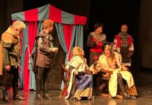 El Teatro Español de Marmolejo se llena de risas con “La venganza de Don Mendo”